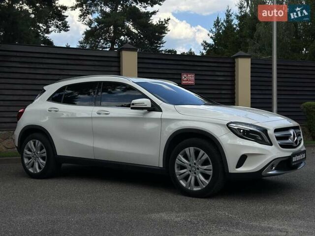 Білий Мерседес ГЛА-Клас, об'ємом двигуна 2 л та пробігом 122 тис. км за 17000 $, фото 7 на Automoto.ua