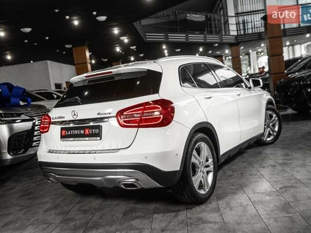 Белый Мерседес ГЛА-Класс, объемом двигателя 2.14 л и пробегом 123 тыс. км за 21900 $, фото 11 на Automoto.ua