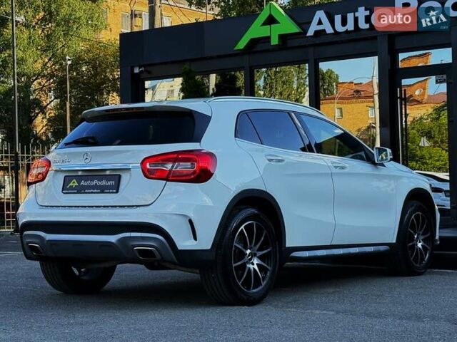 Белый Мерседес ГЛА-Класс, объемом двигателя 1.99 л и пробегом 102 тыс. км за 17700 $, фото 17 на Automoto.ua
