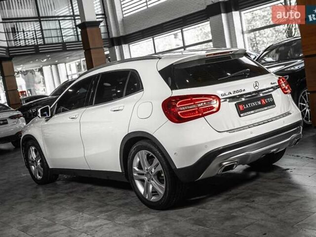 Белый Мерседес ГЛА-Класс, объемом двигателя 2.14 л и пробегом 123 тыс. км за 21900 $, фото 50 на Automoto.ua