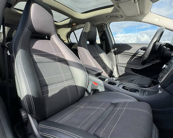 Білий Мерседес ГЛА-Клас, об'ємом двигуна 1.46 л та пробігом 46 тис. км за 21999 $, фото 25 на Automoto.ua