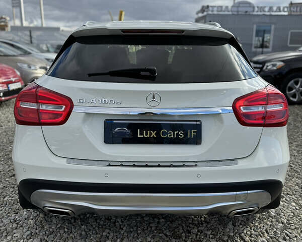 Білий Мерседес ГЛА-Клас, об'ємом двигуна 1.46 л та пробігом 46 тис. км за 21999 $, фото 41 на Automoto.ua