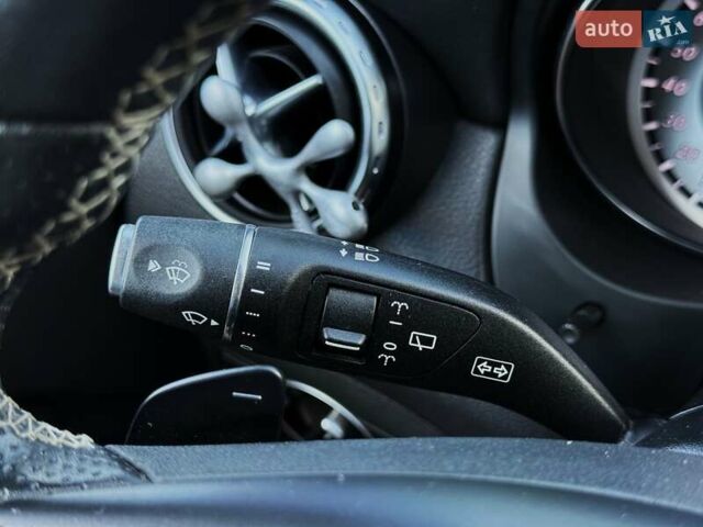 Белый Мерседес ГЛА-Класс, объемом двигателя 1.99 л и пробегом 102 тыс. км за 17299 $, фото 43 на Automoto.ua