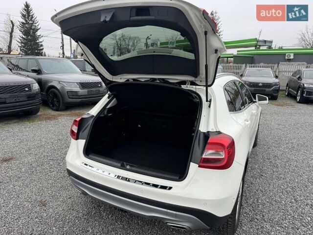 Белый Мерседес ГЛА-Класс, объемом двигателя 2.14 л и пробегом 251 тыс. км за 20500 $, фото 1 на Automoto.ua