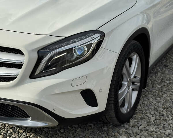 Білий Мерседес ГЛА-Клас, об'ємом двигуна 1.46 л та пробігом 46 тис. км за 21999 $, фото 39 на Automoto.ua