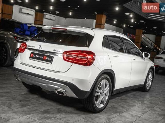 Белый Мерседес ГЛА-Класс, объемом двигателя 2.14 л и пробегом 123 тыс. км за 21900 $, фото 30 на Automoto.ua
