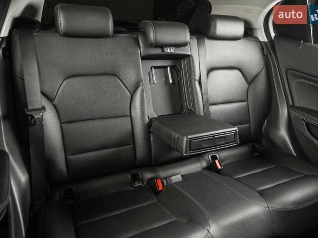 Белый Мерседес ГЛА-Класс, объемом двигателя 2.14 л и пробегом 123 тыс. км за 21900 $, фото 10 на Automoto.ua