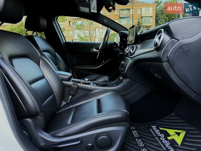 Белый Мерседес ГЛА-Класс, объемом двигателя 1.99 л и пробегом 102 тыс. км за 17299 $, фото 33 на Automoto.ua