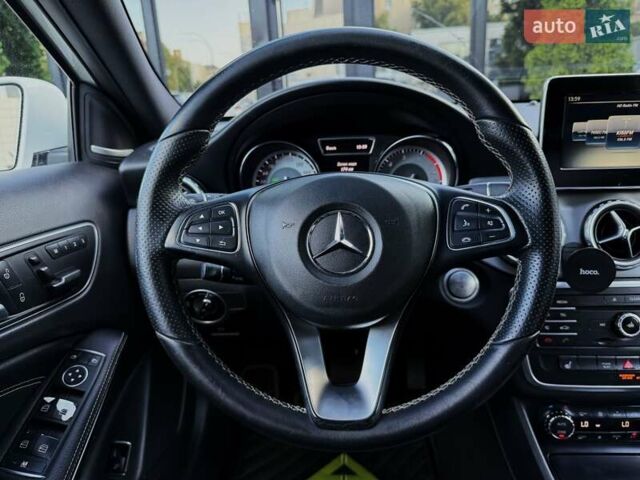 Белый Мерседес ГЛА-Класс, объемом двигателя 1.99 л и пробегом 102 тыс. км за 17299 $, фото 35 на Automoto.ua