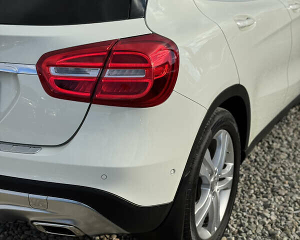 Білий Мерседес ГЛА-Клас, об'ємом двигуна 1.46 л та пробігом 46 тис. км за 21999 $, фото 42 на Automoto.ua