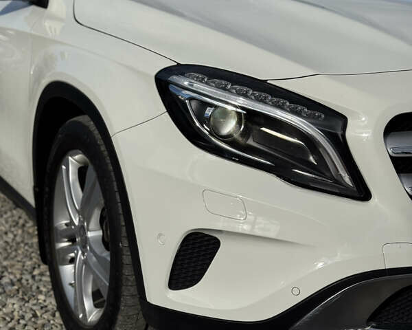 Білий Мерседес ГЛА-Клас, об'ємом двигуна 1.46 л та пробігом 46 тис. км за 21999 $, фото 37 на Automoto.ua