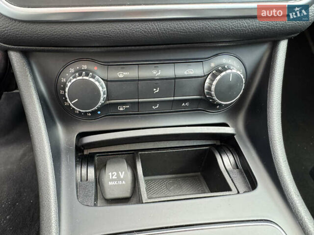 Білий Мерседес ГЛА-Клас, об'ємом двигуна 1.46 л та пробігом 46 тис. км за 21999 $, фото 36 на Automoto.ua