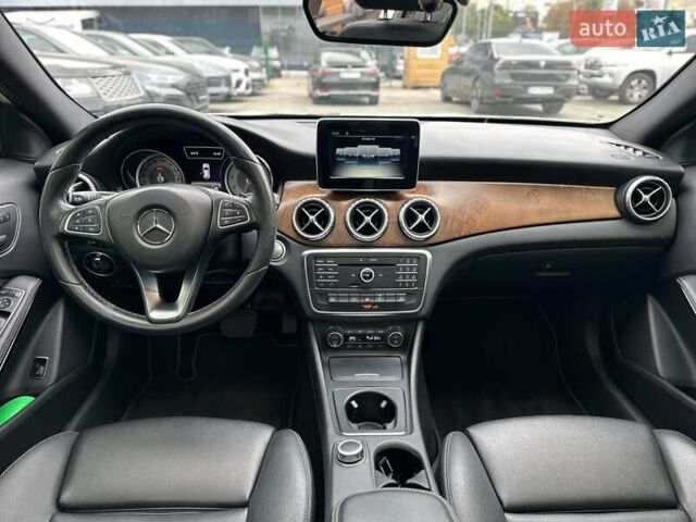 Белый Мерседес ГЛА-Класс, объемом двигателя 1.99 л и пробегом 145 тыс. км за 19500 $, фото 27 на Automoto.ua