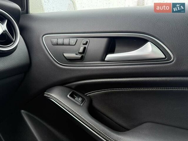 Белый Мерседес ГЛА-Класс, объемом двигателя 1.99 л и пробегом 88 тыс. км за 19200 $, фото 26 на Automoto.ua