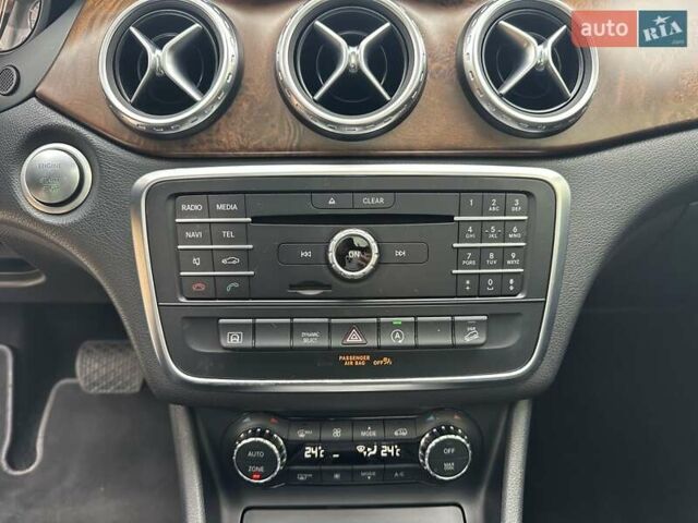 Белый Мерседес ГЛА-Класс, объемом двигателя 1.99 л и пробегом 145 тыс. км за 19500 $, фото 18 на Automoto.ua