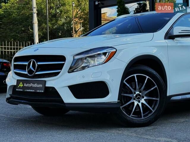 Белый Мерседес ГЛА-Класс, объемом двигателя 1.99 л и пробегом 102 тыс. км за 17299 $, фото 6 на Automoto.ua