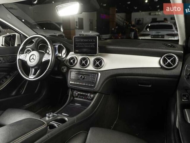 Белый Мерседес ГЛА-Класс, объемом двигателя 2.14 л и пробегом 123 тыс. км за 21900 $, фото 41 на Automoto.ua