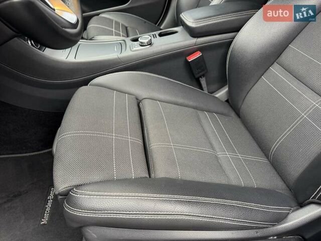 Белый Мерседес ГЛА-Класс, объемом двигателя 2.14 л и пробегом 251 тыс. км за 20500 $, фото 44 на Automoto.ua