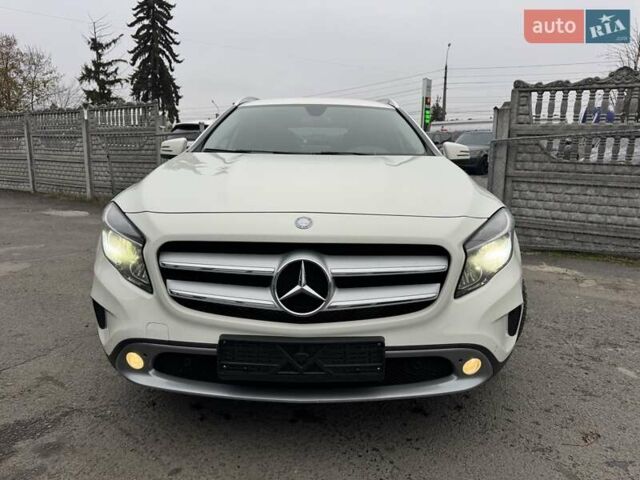 Белый Мерседес ГЛА-Класс, объемом двигателя 2.14 л и пробегом 251 тыс. км за 20500 $, фото 55 на Automoto.ua