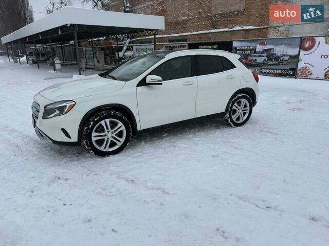 Белый Мерседес ГЛА-Класс, объемом двигателя 1.99 л и пробегом 88 тыс. км за 19200 $, фото 15 на Automoto.ua
