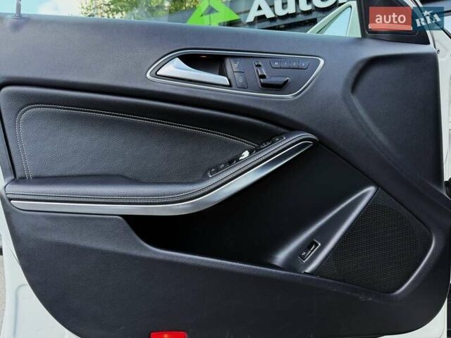 Белый Мерседес ГЛА-Класс, объемом двигателя 1.99 л и пробегом 102 тыс. км за 17299 $, фото 25 на Automoto.ua