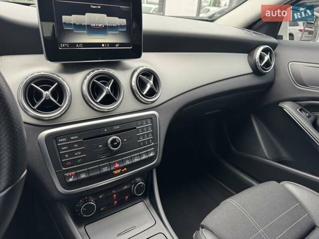 Белый Мерседес ГЛА-Класс, объемом двигателя 2.14 л и пробегом 251 тыс. км за 20500 $, фото 30 на Automoto.ua