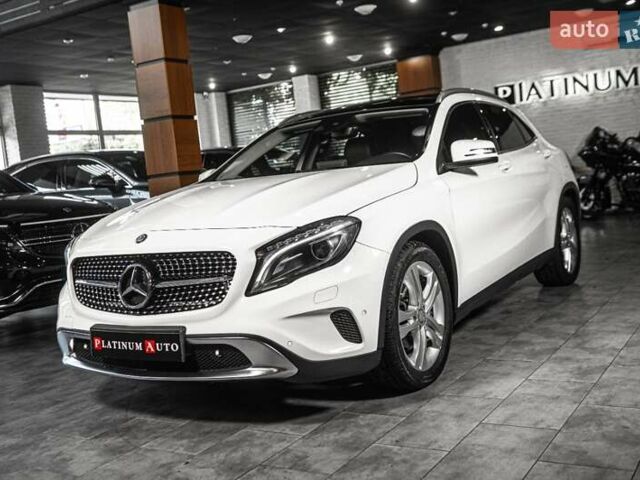 Белый Мерседес ГЛА-Класс, объемом двигателя 2.14 л и пробегом 123 тыс. км за 21900 $, фото 52 на Automoto.ua