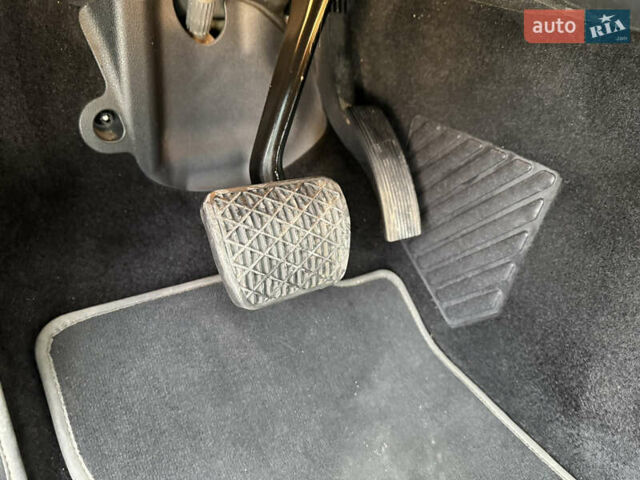 Білий Мерседес ГЛА-Клас, об'ємом двигуна 1.46 л та пробігом 46 тис. км за 21999 $, фото 46 на Automoto.ua