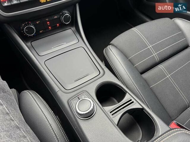 Белый Мерседес ГЛА-Класс, объемом двигателя 2.14 л и пробегом 251 тыс. км за 20500 $, фото 29 на Automoto.ua