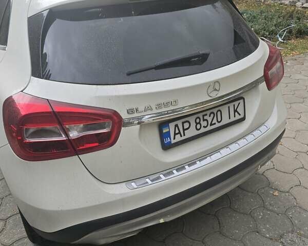 Белый Мерседес ГЛА-Класс, объемом двигателя 1.99 л и пробегом 80 тыс. км за 23000 $, фото 5 на Automoto.ua