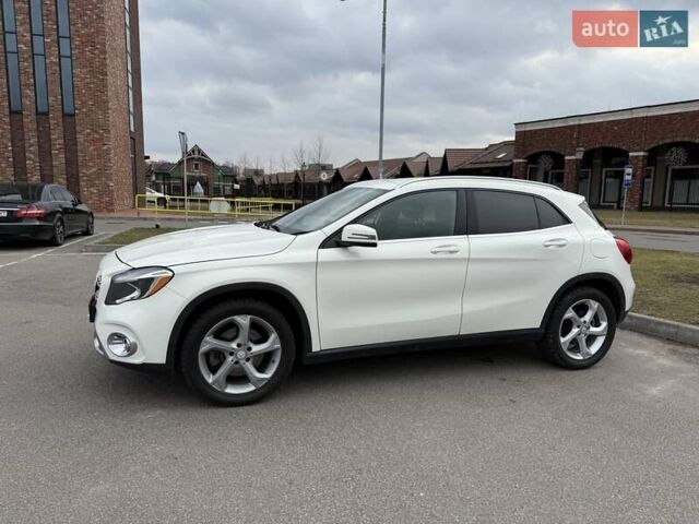 Белый Мерседес ГЛА-Класс, объемом двигателя 1.99 л и пробегом 87 тыс. км за 18500 $, фото 10 на Automoto.ua