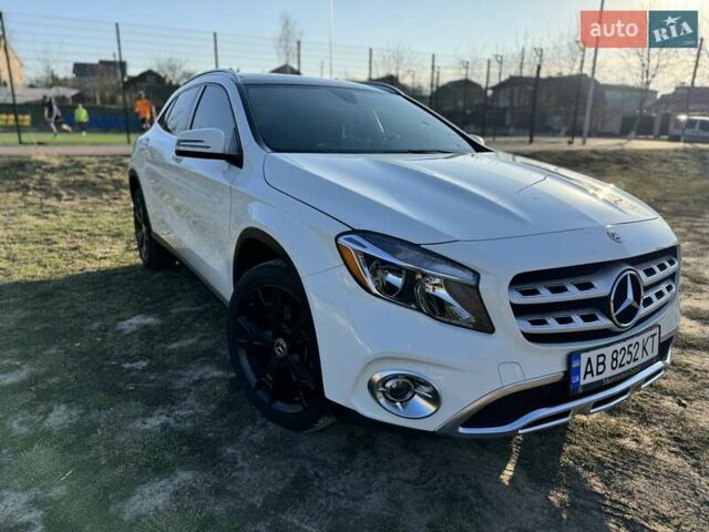 Белый Мерседес ГЛА-Класс, объемом двигателя 1.99 л и пробегом 153 тыс. км за 18500 $, фото 16 на Automoto.ua