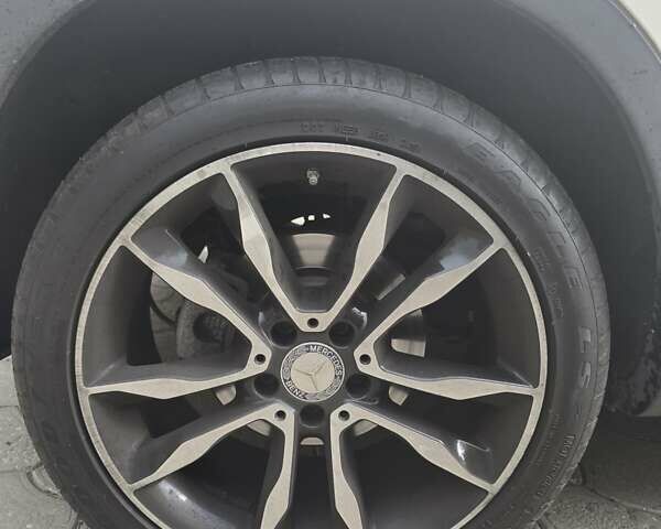 Белый Мерседес ГЛА-Класс, объемом двигателя 1.99 л и пробегом 80 тыс. км за 23000 $, фото 14 на Automoto.ua