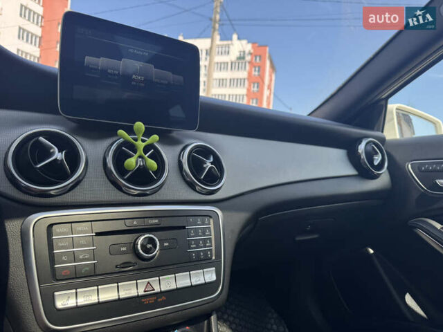 Мерседес ГЛА-Класс 2017 в Львове на Automoto.ua Белый Мерседес ГЛА-Класс, объемом двигателя 1.99 л и пробегом 18 тыс. км за 22000 $, фото 10 на Automoto.ua