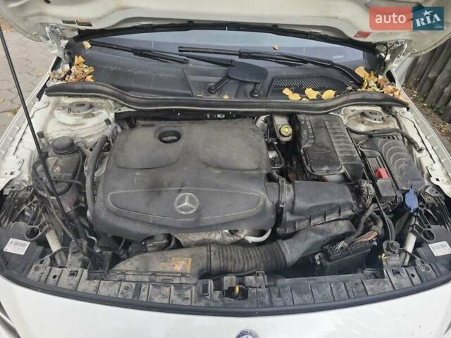 Белый Мерседес ГЛА-Класс, объемом двигателя 1.99 л и пробегом 80 тыс. км за 23000 $, фото 30 на Automoto.ua