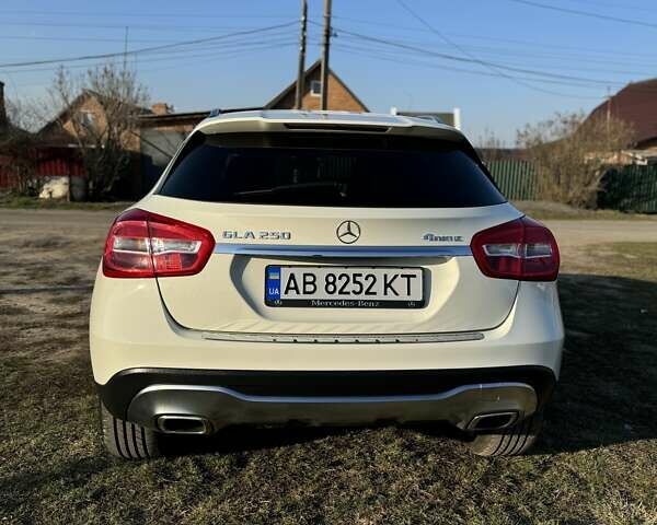 Белый Мерседес ГЛА-Класс, объемом двигателя 1.99 л и пробегом 153 тыс. км за 18500 $, фото 11 на Automoto.ua
