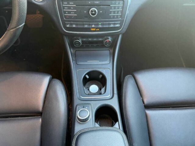 Білий Мерседес ГЛА-Клас, об'ємом двигуна 2 л та пробігом 69 тис. км за 17500 $, фото 9 на Automoto.ua