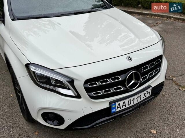 Білий Мерседес ГЛА-Клас, об'ємом двигуна 2 л та пробігом 47 тис. км за 27950 $, фото 37 на Automoto.ua