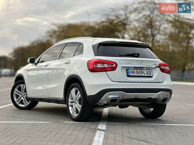 Мерседес ГЛА-Класс 2017 в Одессе на Automoto.ua Белый Мерседес ГЛА-Класс, объемом двигателя 1.99 л и пробегом 65 тыс. км за 20500 $, фото 3 на Automoto.ua