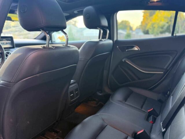 Білий Мерседес ГЛА-Клас, об'ємом двигуна 2 л та пробігом 69 тис. км за 17500 $, фото 13 на Automoto.ua