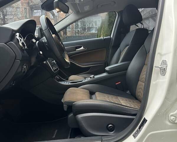 Белый Мерседес ГЛА-Класс, объемом двигателя 2.14 л и пробегом 99 тыс. км за 23900 $, фото 16 на Automoto.ua