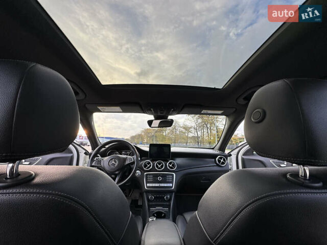 Мерседес ГЛА-Класс 2017 в Одессе на Automoto.ua Белый Мерседес ГЛА-Класс, объемом двигателя 1.99 л и пробегом 65 тыс. км за 20500 $, фото 49 на Automoto.ua