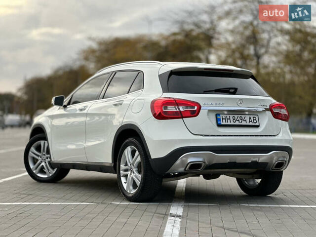 Мерседес ГЛА-Класс 2017 в Одессе на Automoto.ua Белый Мерседес ГЛА-Класс, объемом двигателя 1.99 л и пробегом 65 тыс. км за 20500 $, фото 13 на Automoto.ua
