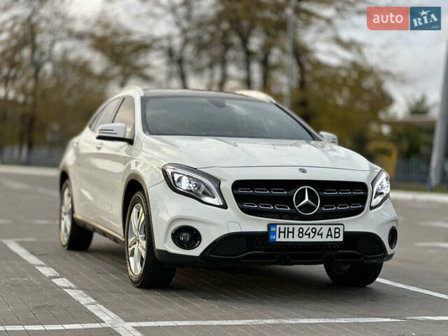Мерседес ГЛА-Класс 2017 в Одессе на Automoto.ua Белый Мерседес ГЛА-Класс, объемом двигателя 1.99 л и пробегом 65 тыс. км за 20500 $, фото 21 на Automoto.ua