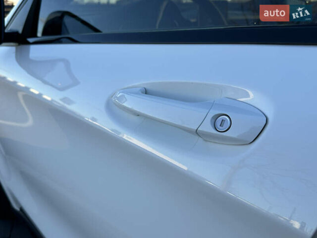 Білий Мерседес ГЛА-Клас, об'ємом двигуна 1.99 л та пробігом 59 тис. км за 35000 $, фото 47 на Automoto.ua