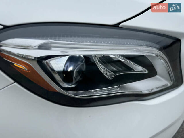 Белый Мерседес ГЛА-Класс, объемом двигателя 1.99 л и пробегом 25 тыс. км за 24000 $, фото 15 на Automoto.ua