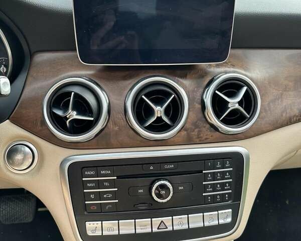 Білий Мерседес ГЛА-Клас, об'ємом двигуна 1.99 л та пробігом 60 тис. км за 26500 $, фото 11 на Automoto.ua