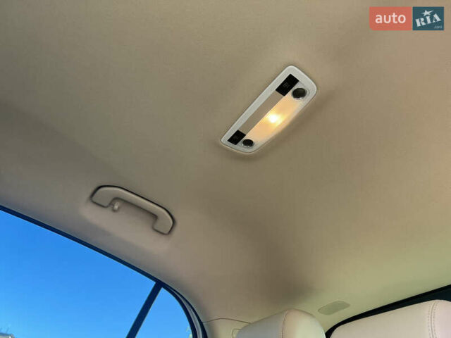 Белый Мерседес ГЛА-Класс, объемом двигателя 1.99 л и пробегом 89 тыс. км за 22500 $, фото 27 на Automoto.ua