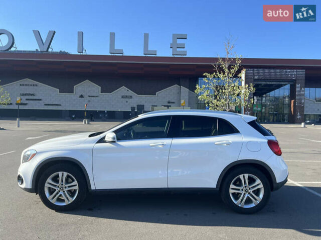 Белый Мерседес ГЛА-Класс, объемом двигателя 1.99 л и пробегом 89 тыс. км за 22500 $, фото 3 на Automoto.ua