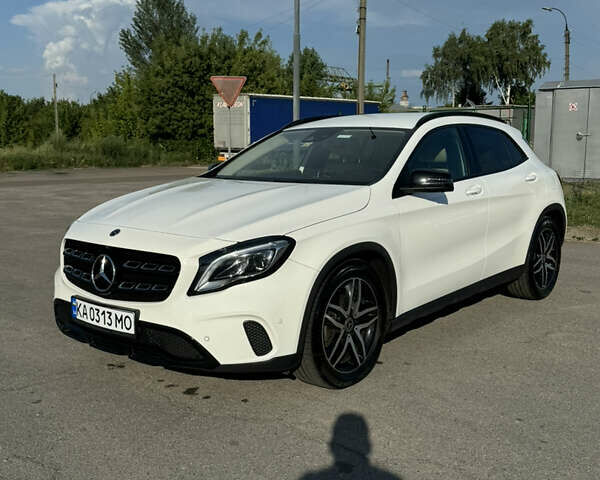 Белый Мерседес ГЛА-Класс, объемом двигателя 2.14 л и пробегом 164 тыс. км за 23899 $, фото 1 на Automoto.ua